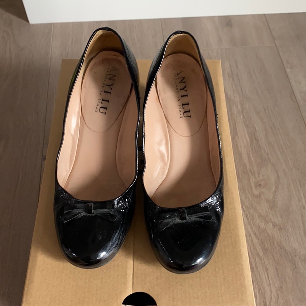 Block heels size 4.5 (run slightly big)